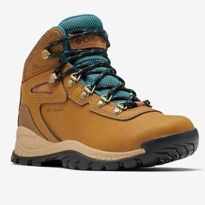 Columbia Newton Ridge Plus Women's Brown and Teal Winter Boots size 12-NIB